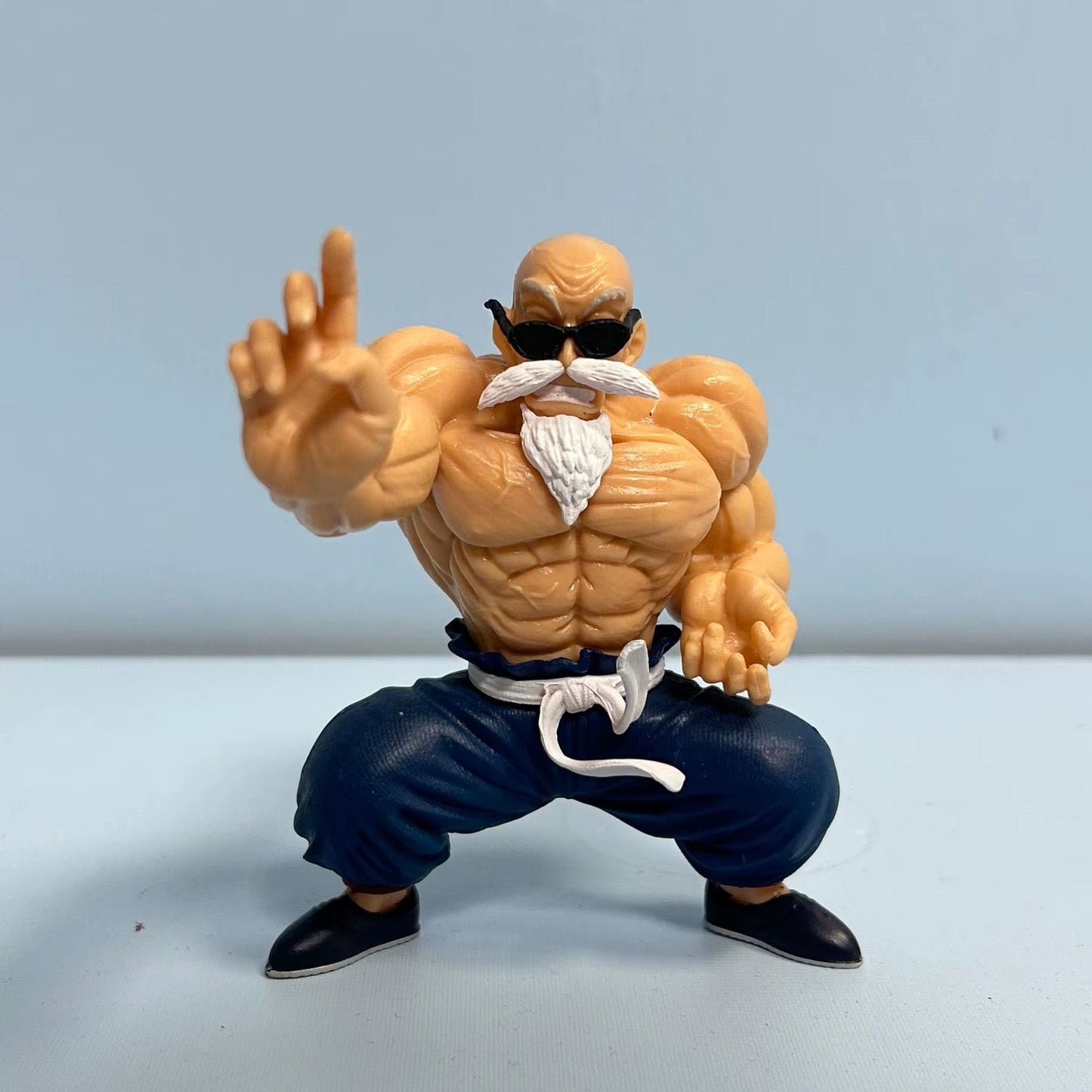 💪🐢 Figura Dragon Ball – Maestro Roshi “Muscle Mode” 10 cm | PVC GK Coleccionable 🔥